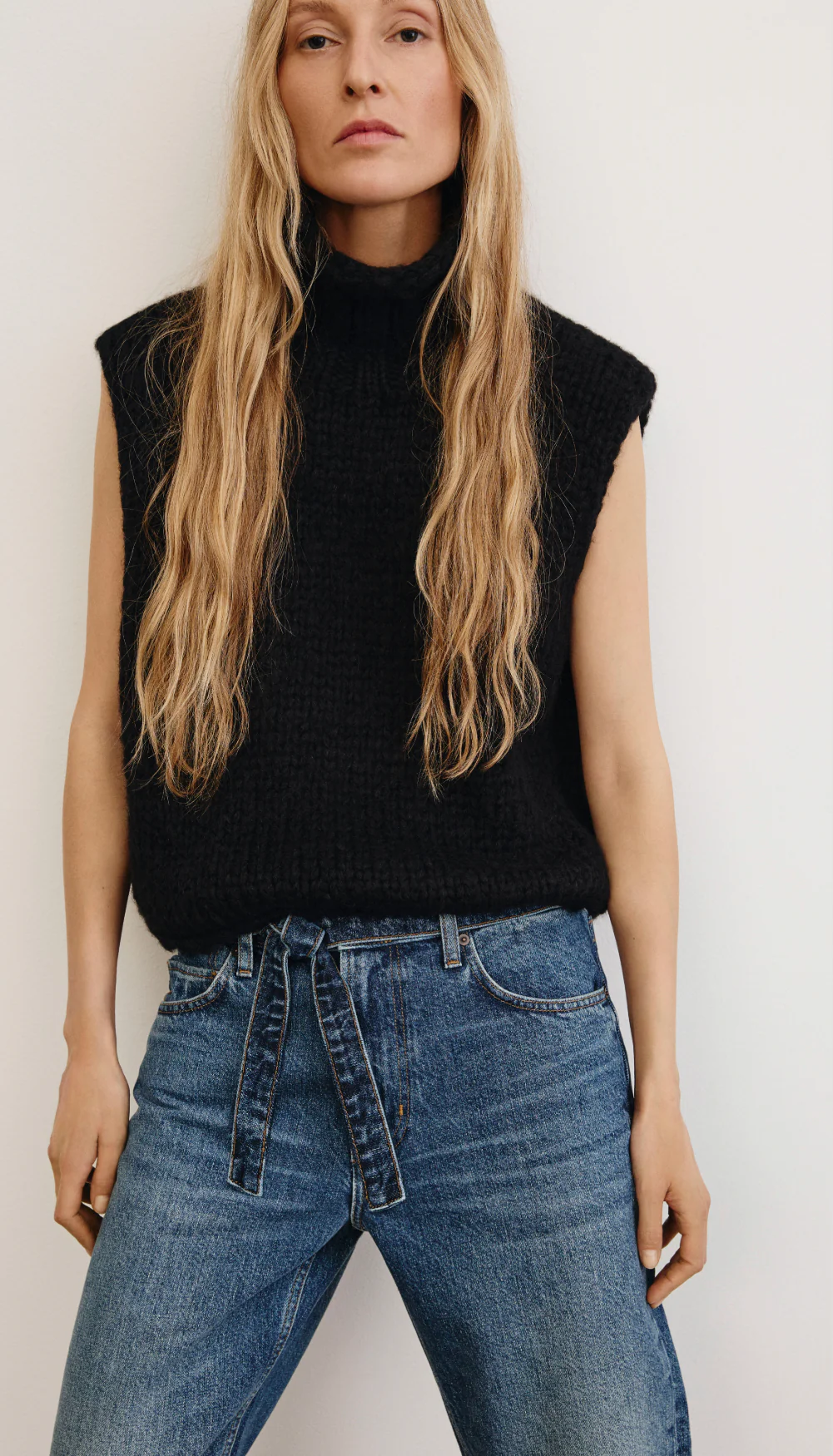 Lark Low Rise Crop Relaxed Jean - Image 4