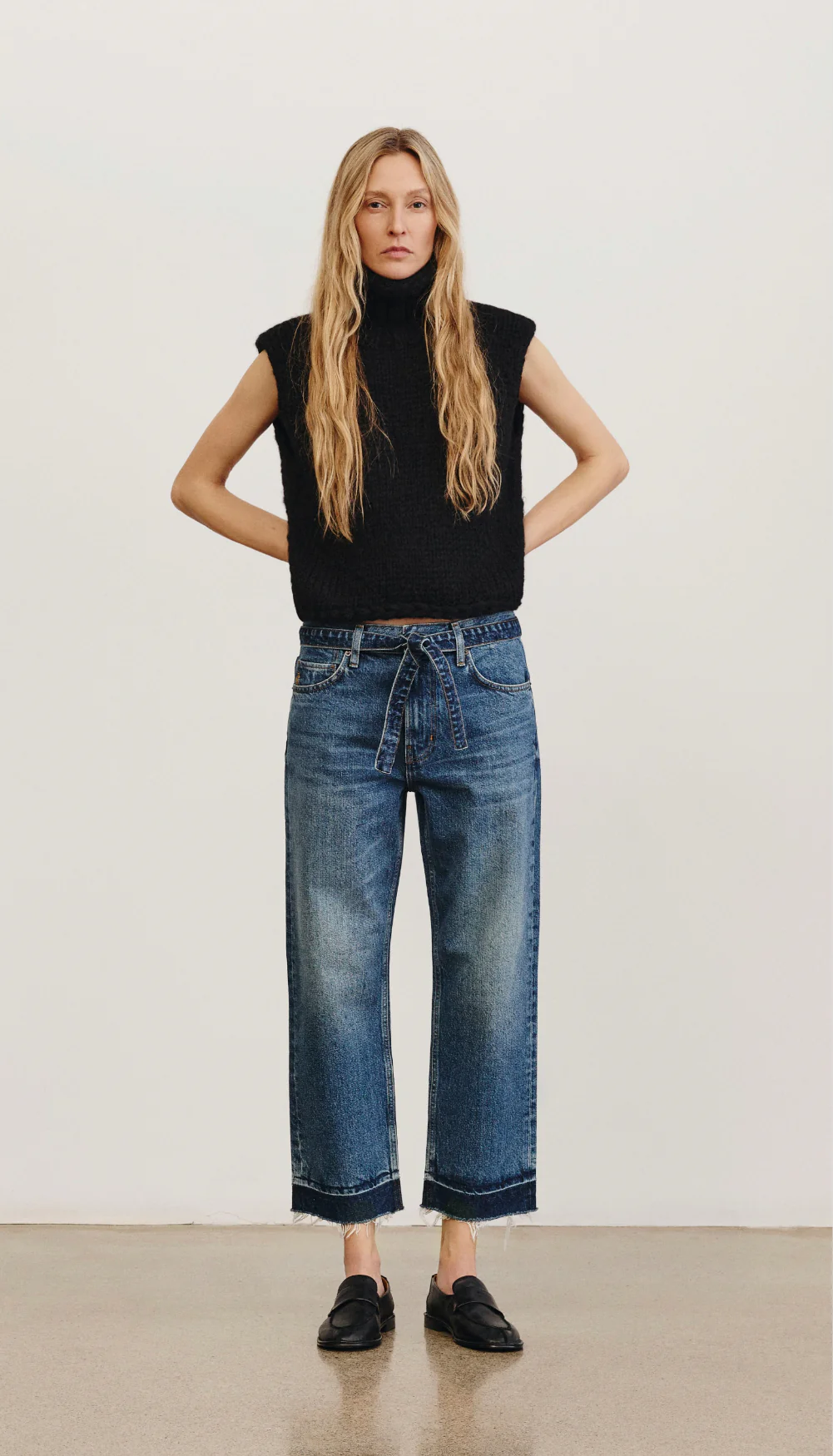 Lark Low Rise Crop Relaxed Jean - Image 5