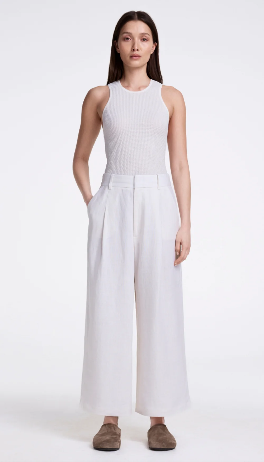 Linen Cropped Pleated Trouser - Image 3