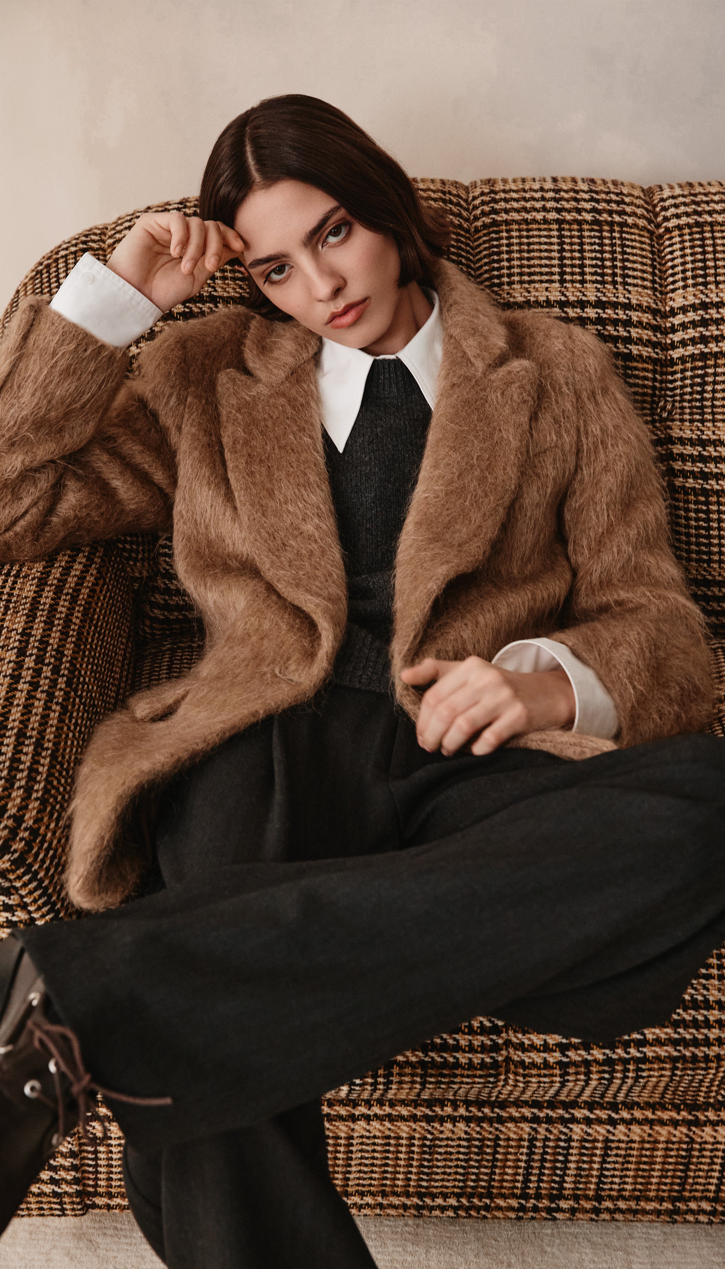Long Lapel Outerwear Blazer - Image 4