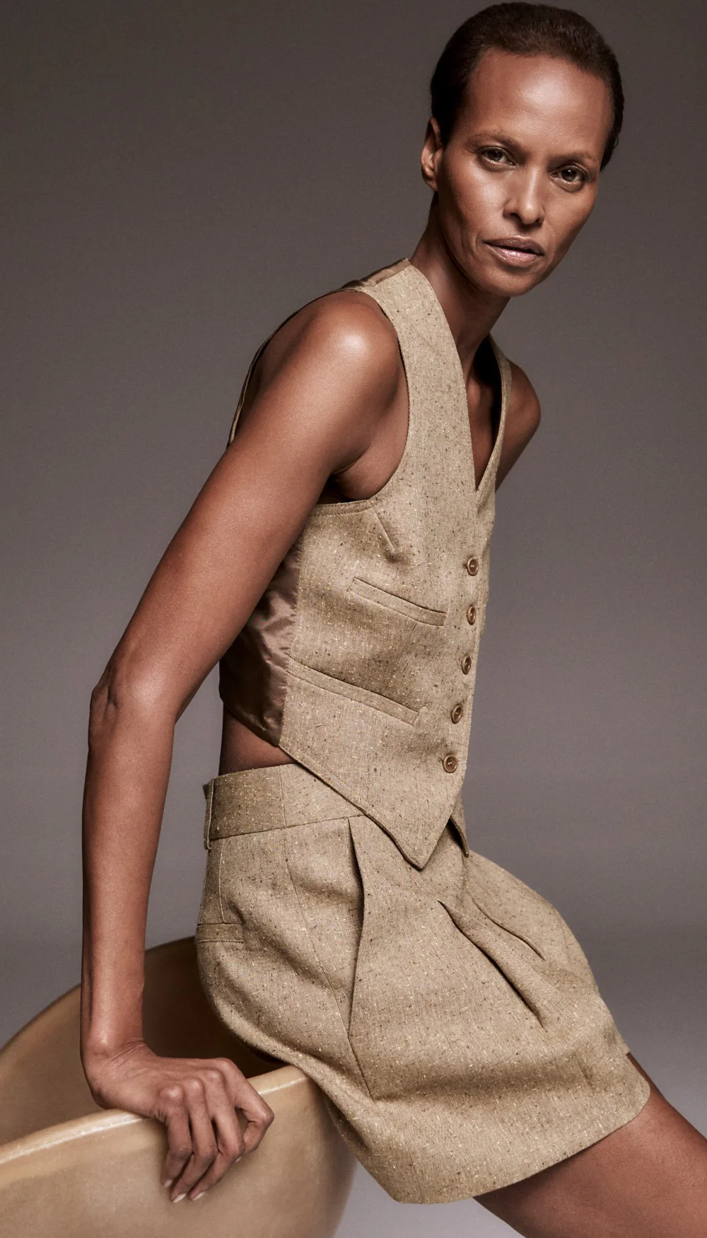 Mid Rise Pleated Short - Image 8