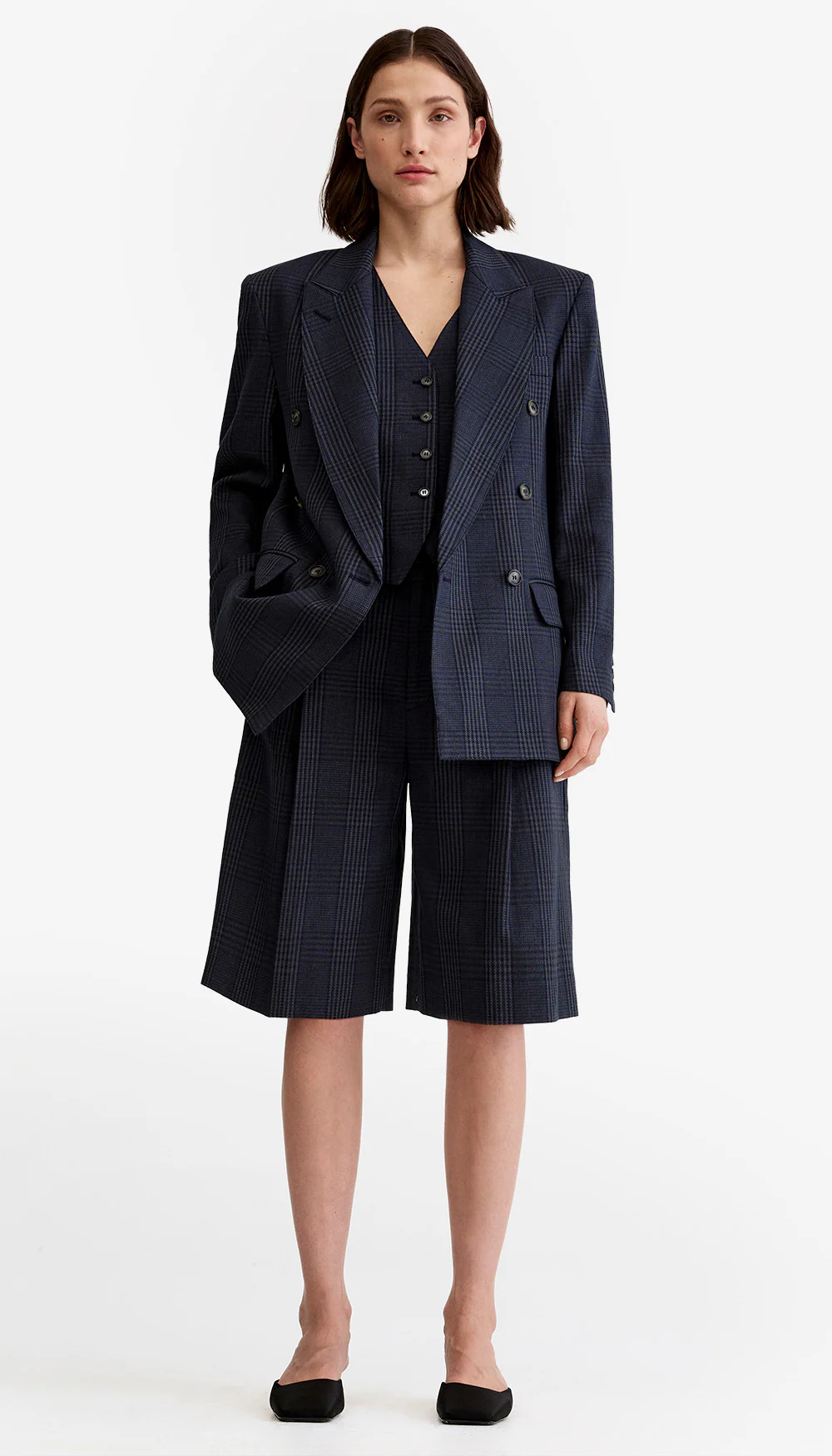 Pleated Long Short - Image 3
