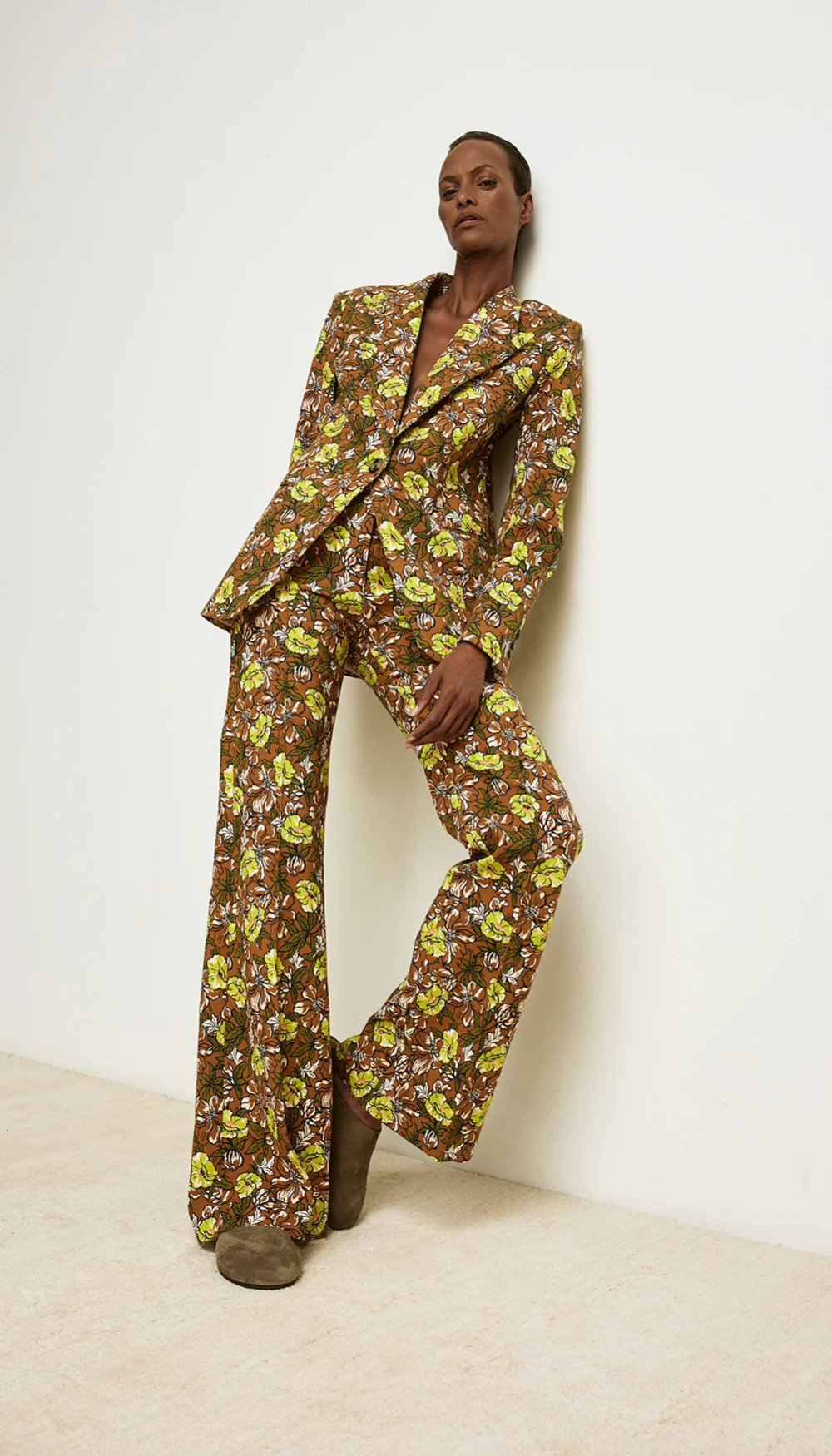 Wide Leg Pintuck Trouser - Image 5